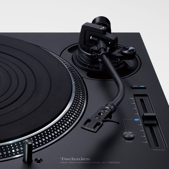 Grand Class SL-1200 Series SL-1210GR2 - Technics Canada